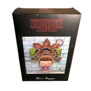 Stranger Things Diorama Eleven vs Demogorgon Loot Crate 2017 Exclusive NIB